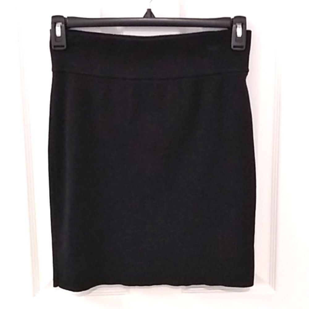 NWOT Express Black Bodycon Knit Skirt Size L